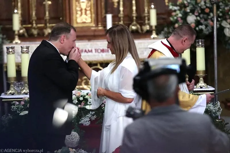 Czy aby wziąć ślub kościelny, konieczne jest uczęszczanie na religię?