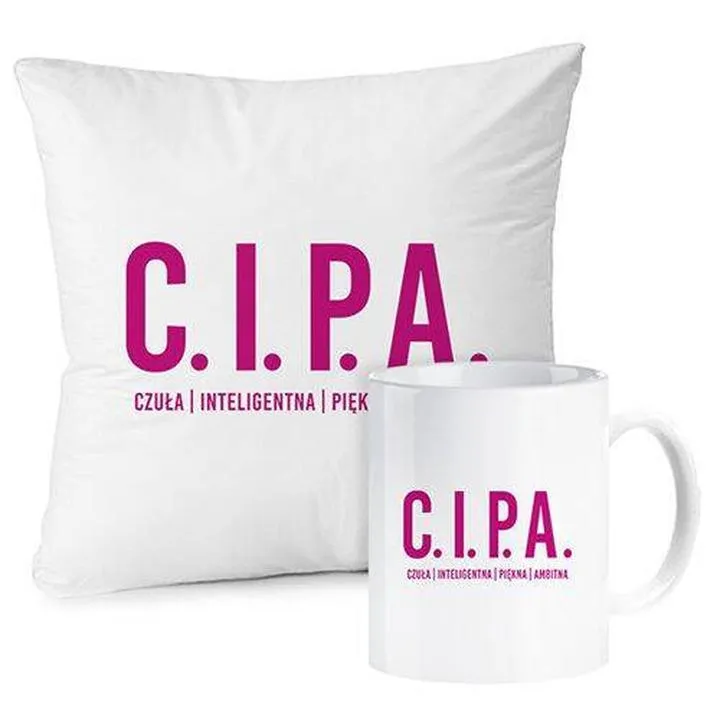 Szukasz idealnego prezentu? Oto, jaki upominek kupić dziewczynie na święta!