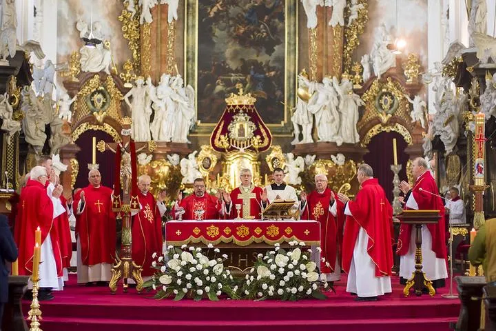 Odpowiedni strój na mszę