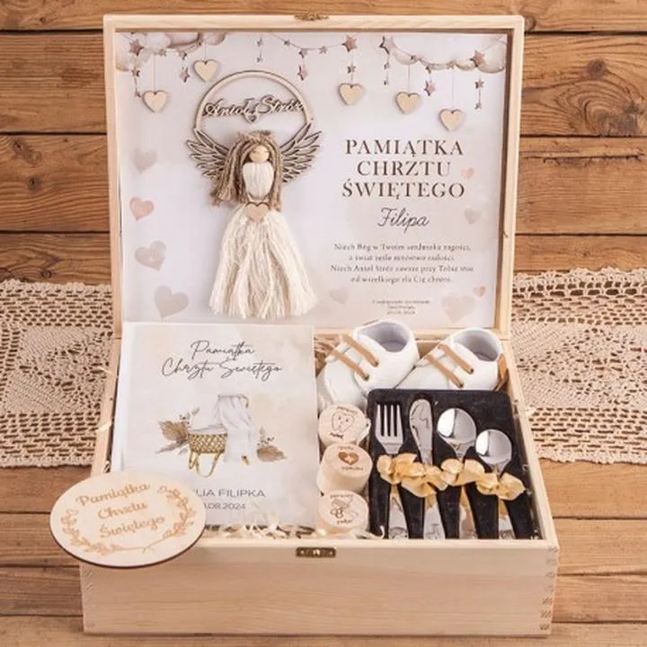 Prezent na chrzest dla wnuczki