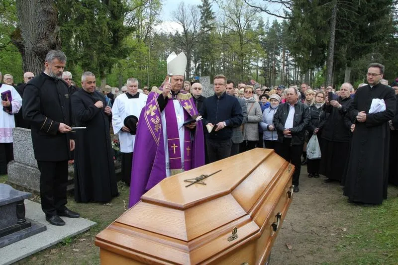 Społeczny aspekt pogrzebów