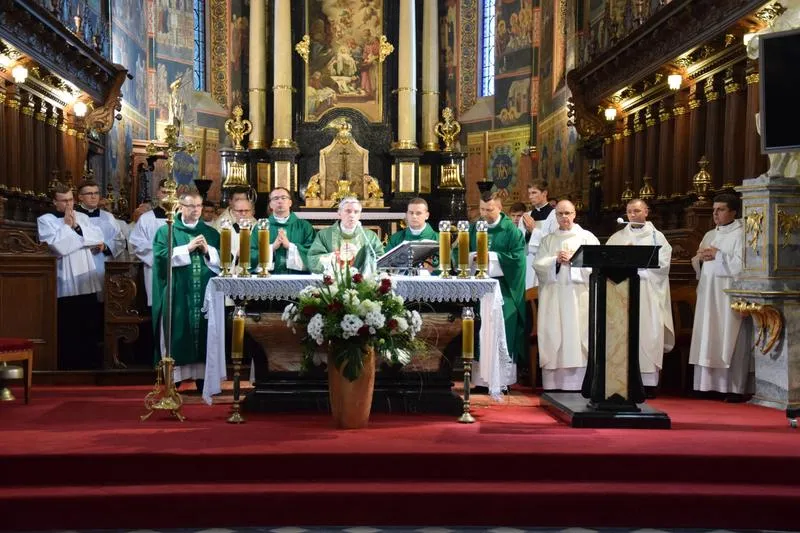 Zamawianie mszy w sanktuariach